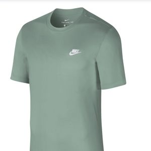 Nike Shirt NWT